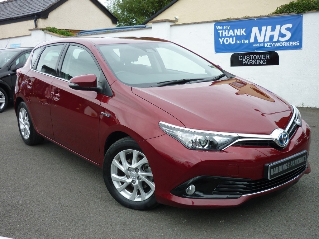  Toyota Auris VVT-I BUSINESS EDITION TSS HYBRID AUTO