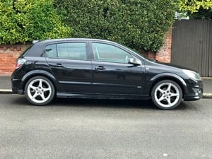  Vauxhall Astra SRI X Pack in Eastbourne | Friday-Ad