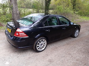 Ford Mondeo  in Horsham | Friday-Ad