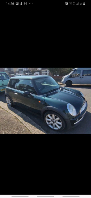 Mini Hatch  in Green in Worthing | Friday-Ad