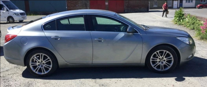 Vauxhall Insignia  in Silver in Bishops Castle |