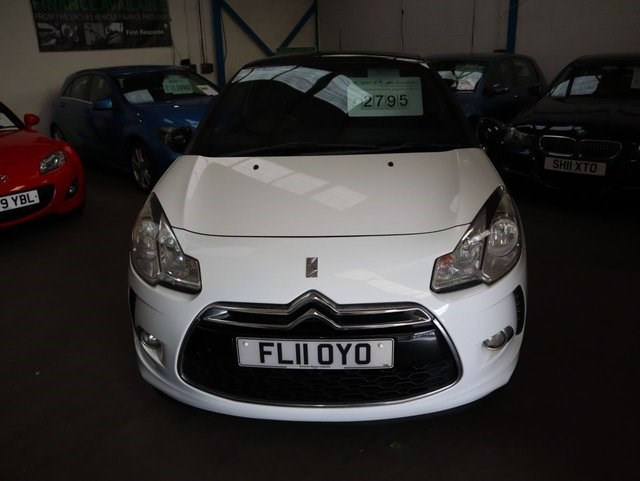  Citroen DS3 1.6 HDI BLACK AND WHITE 3d 90 BHP