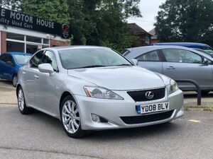 Lexus IS  in London | Friday-Ad