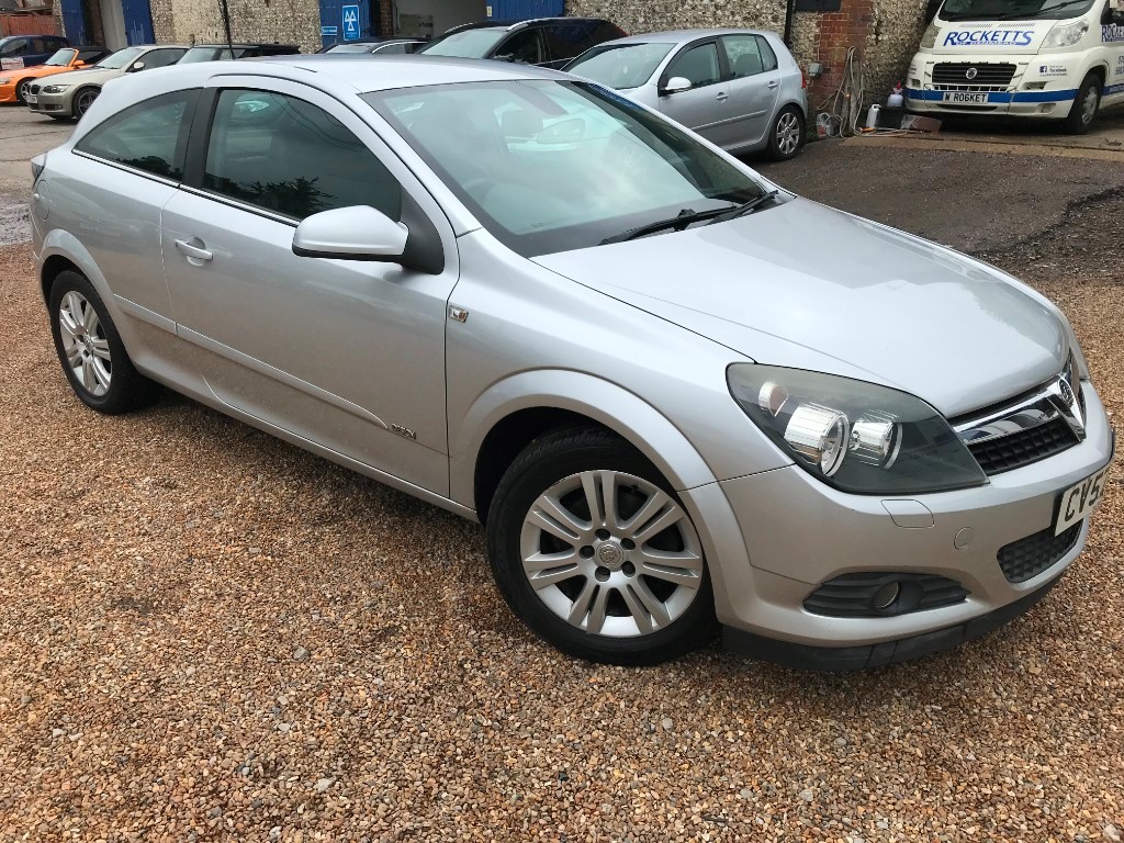  Vauxhall Astra 1.6 SXi. Petrol. Manual. Sporty 3 Door