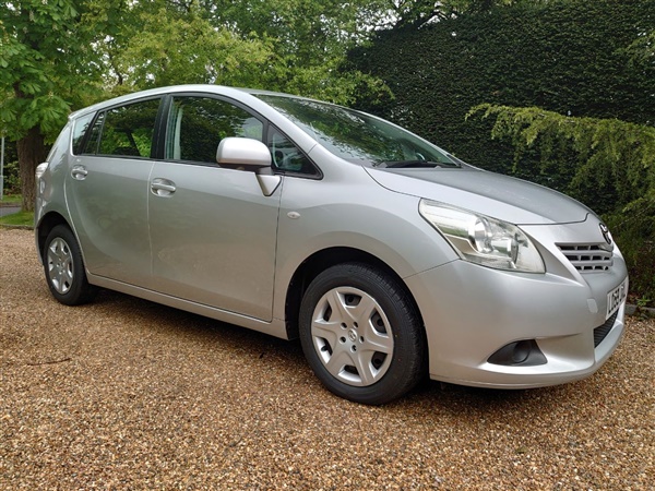 Toyota Verso 1.6 T2 7 seater  miles