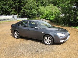 FORD MONDEO 2.0 AUTOMATIC VERY LOW MILEAGE in Littlehampton