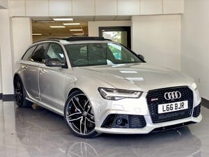 Audi RS in London | Friday-Ad