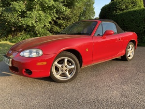  Mazda MX5 1.8 FSH only 2 owners & 79k miles in Redhill