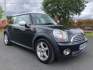 Mini Cooper  in Walsall | Friday-Ad