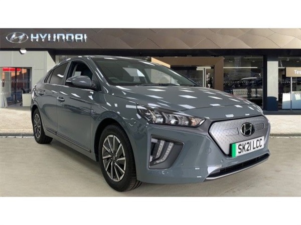 Hyundai Ioniq 100kW Premium SE 38kWh 5dr Auto