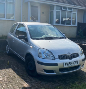Toyota Yaris  in Silver in Newhaven | Friday-Ad