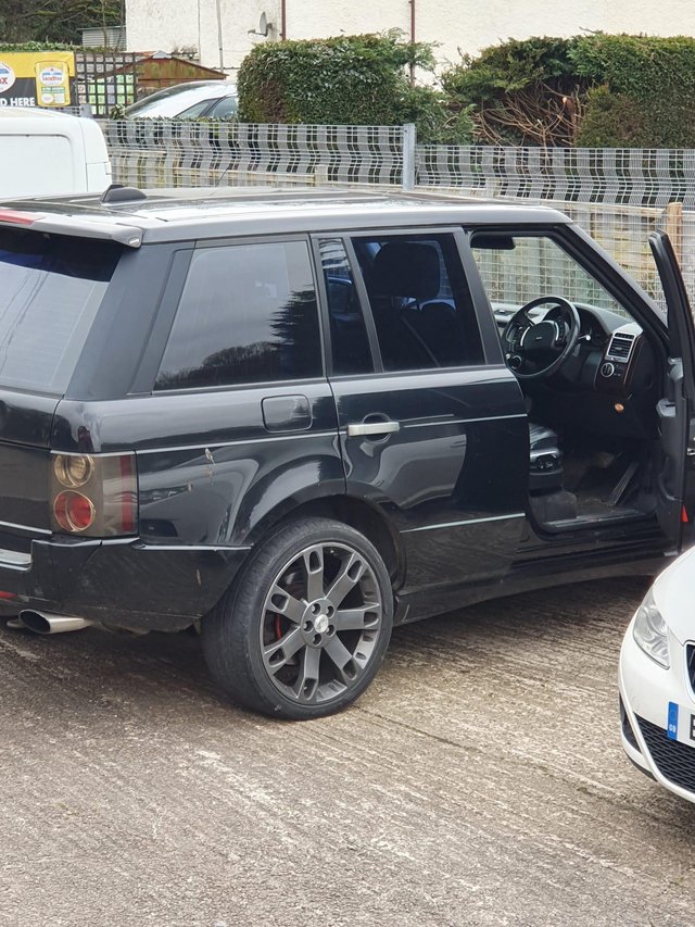 Twin turbo v8 Overfinch Range Rover