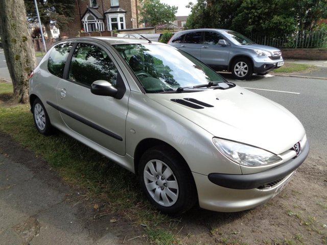 Peugeot 206, low mileage, great condition, 54 plate