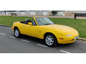Mazda Eunos  in Bexhill-On-Sea | Friday-Ad