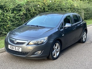  VAUXHALL ASTRA SRI - £30 YEAR ROAD TAX - SAT NAV - 68