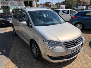 Volkswagen Touran  in Southsea | Friday-Ad