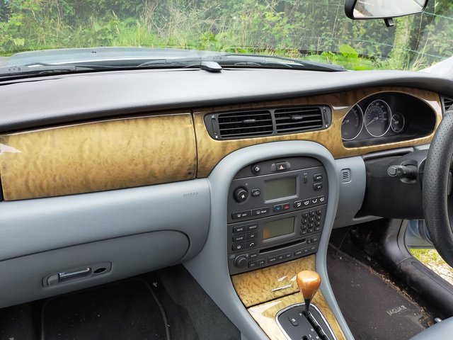Jag AWD 53plate Auto petrol all leather interior