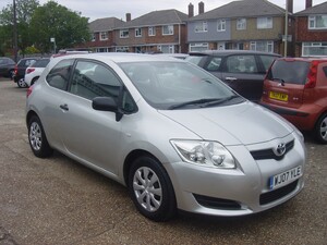 Toyota Auris  in Fareham | Friday-Ad