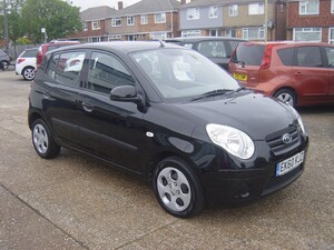 Kia Picanto  in Fareham | Friday-Ad