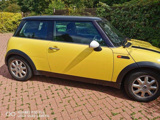 Bmw mini 1in good condition and economical