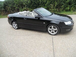 Saab 9-3 vector automatic turbo  very low mileage in
