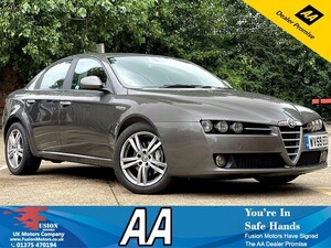 Alfa Romeo  in Grays | Friday-Ad