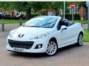 Peugeot 207 convertible in Crawley | Friday-Ad