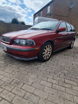 Volvo V automatic in Peacehaven | Friday-Ad