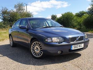 Volvo S in Ongar | Friday-Ad