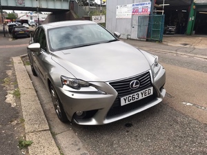 Lexus IS  in London | Friday-Ad