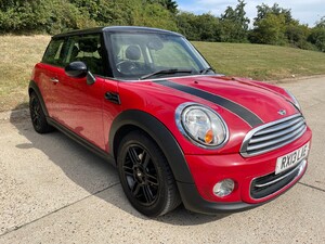 Mini Hatch Cooper  in Colchester | Friday-Ad