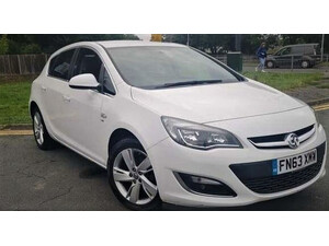 Opel Astra  in Shoreham-By-Sea | Friday-Ad