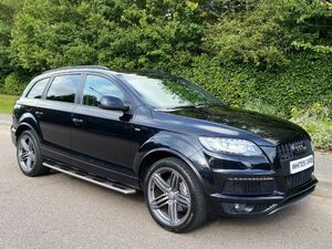 Audi Q in Harlow | Friday-Ad