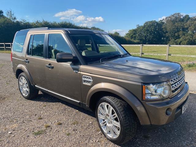 Land Rover Discovery 4 HSE with tow bar 