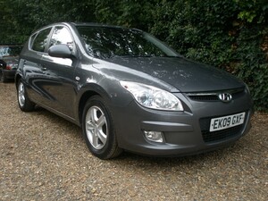 Hyundai i in Guildford | Friday-Ad