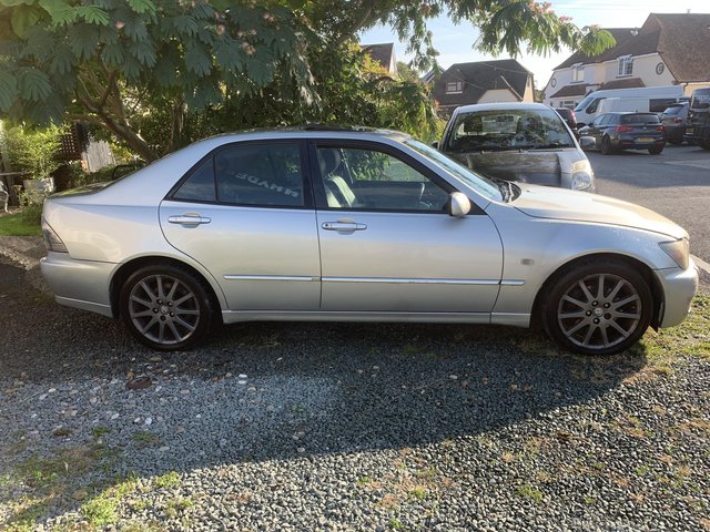 Lexus IS 200 silver good for year sort after car