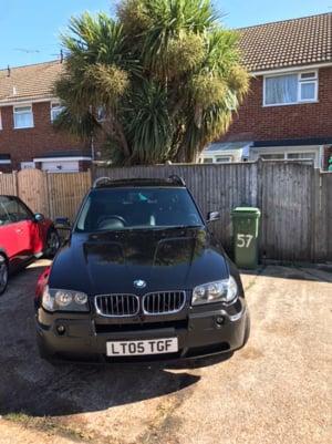 BMW X3 3.0i  in Black in Eastbourne | Friday-Ad