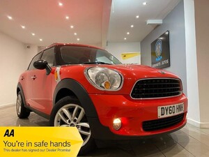 Mini Hatch One  in London | Friday-Ad