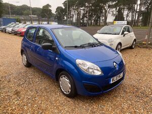 Renault Twingo  in Chichester | Friday-Ad