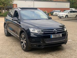 Volkswagen Touareg  in London | Friday-Ad