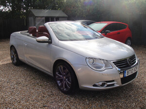 Volkswagen Eos  in Farnham | Friday-Ad