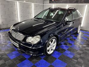 Mercedes-Benz C Class  in Brentwood | Friday-Ad