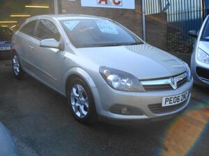 Vauxhall Astra  in Dukinfield | Friday-Ad