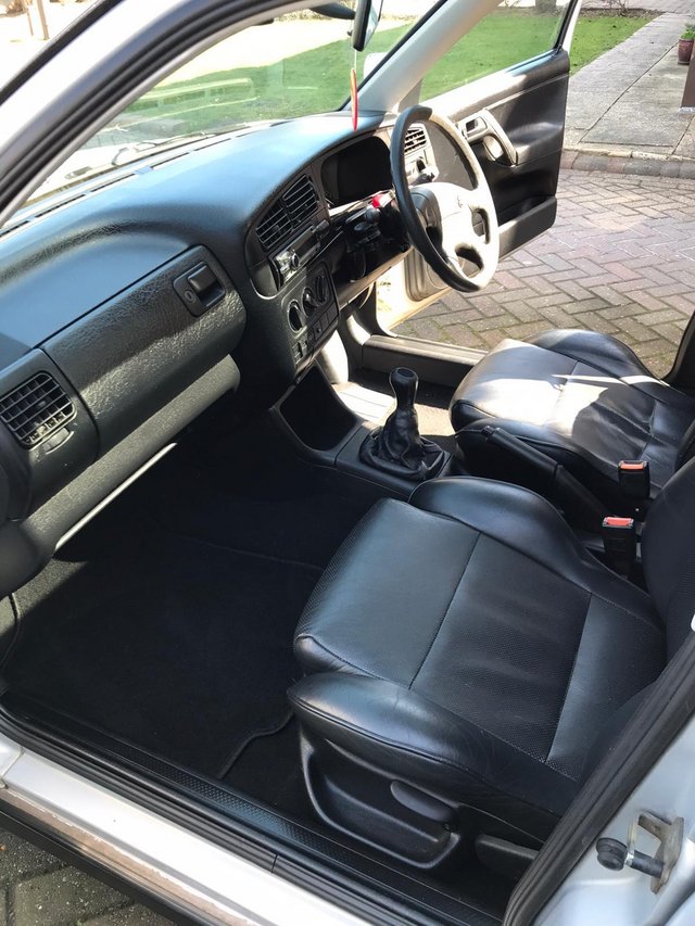 Volkswagen GOLF GTI MK3 leather interior