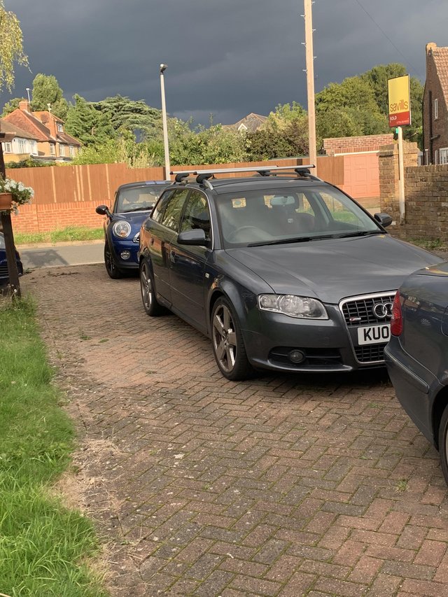 Audi A4 2.0 diesel Quattro all weather