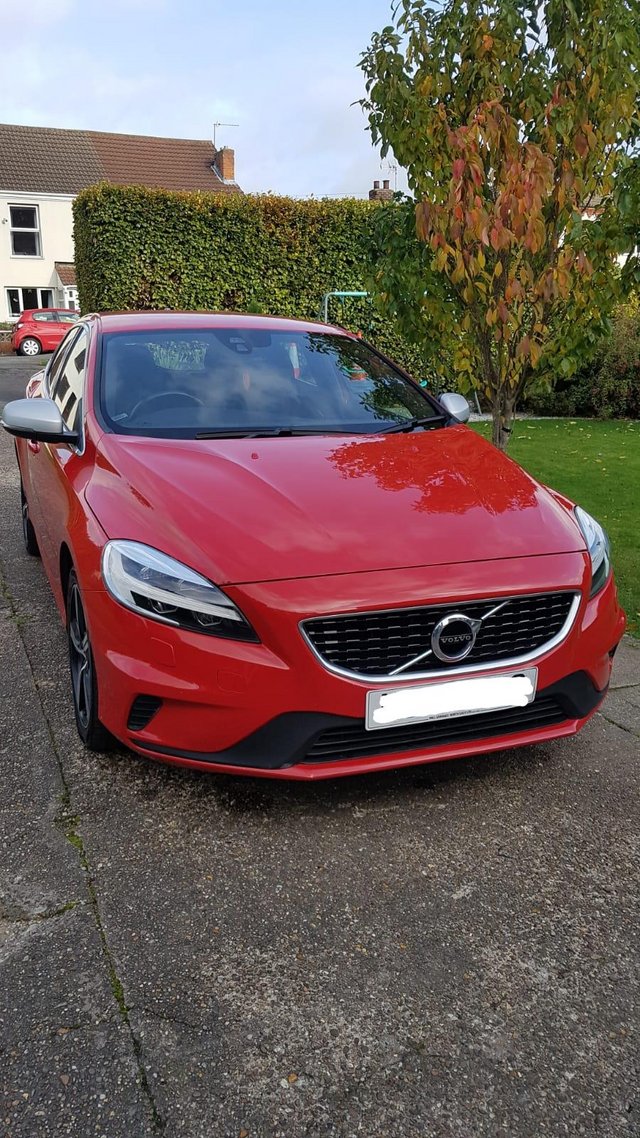 Volvo V40 R-design D2 2.0 Diesel