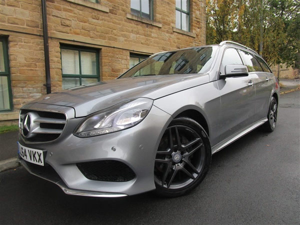 Mercedes-Benz E Class E220 BLUETEC AMG LINE 5-Door