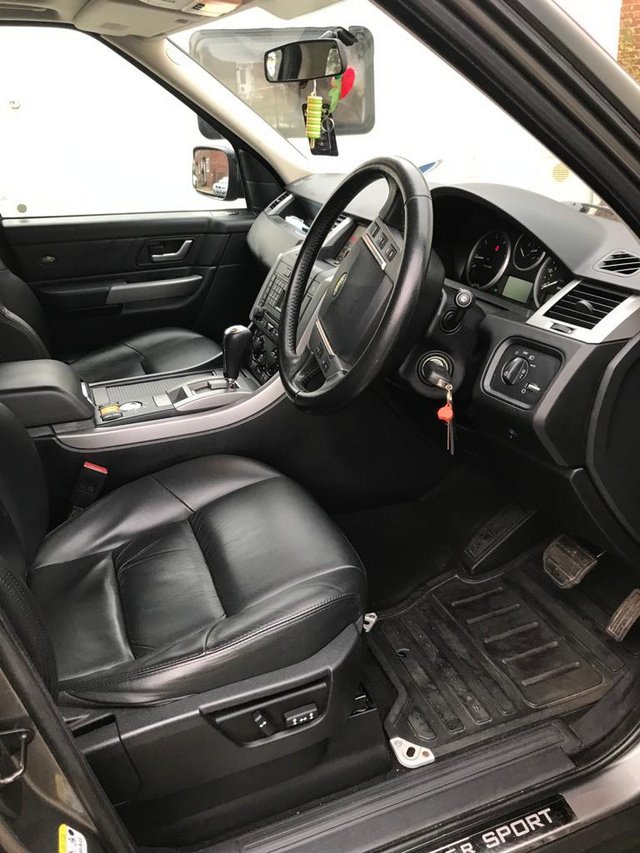 Ranger Rover Sport 2.7 Diesel, Automatic & Very Low Mileage