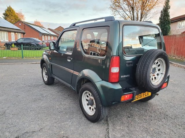 SUZUKI JIMNY ONLY  MILES 12MONTHS MOT