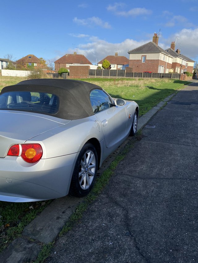 BMW Z4 Convertible all works as it should